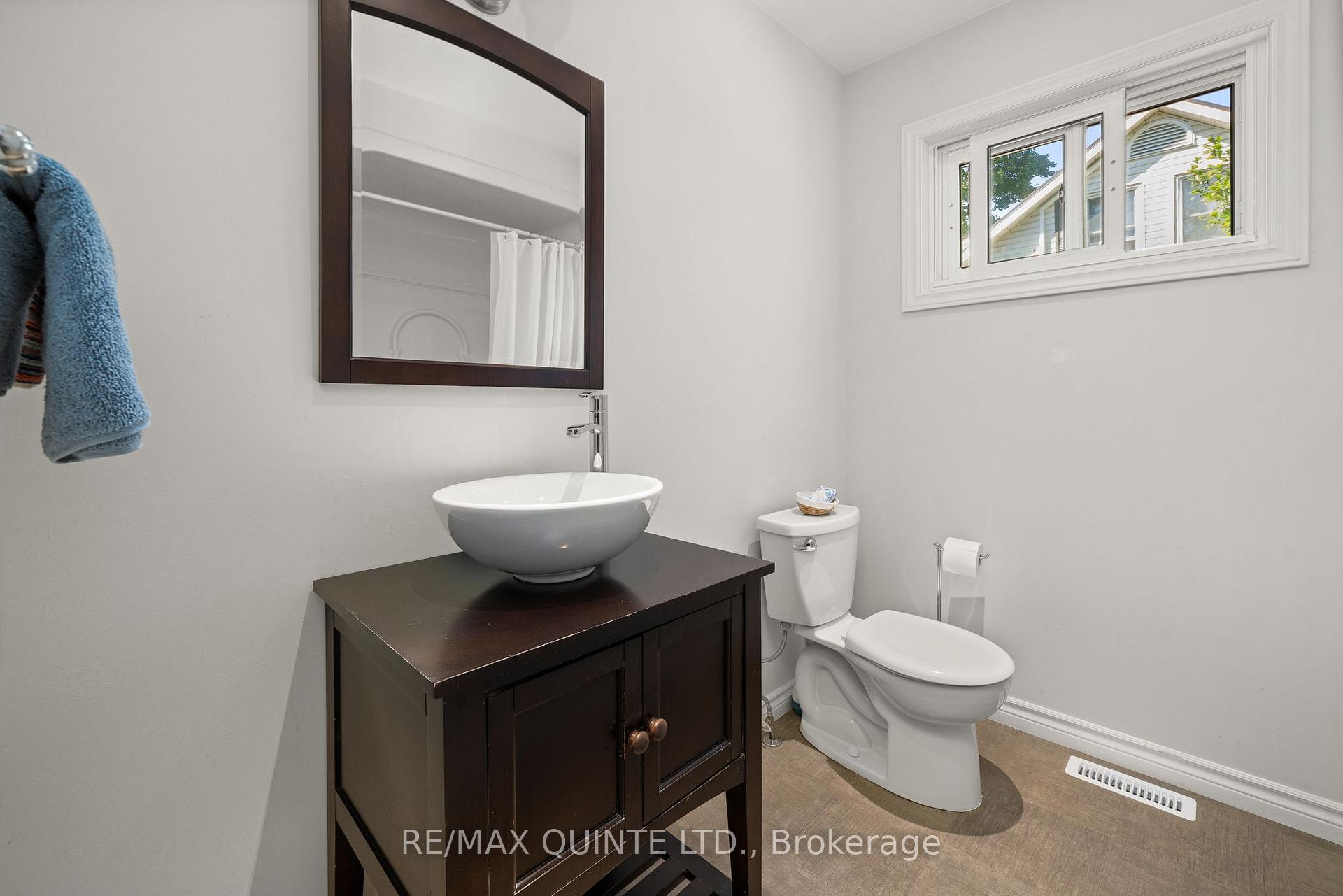 Photo 29 of 134 Dufferin Avenue, Belleville, Belleville Ward — HOMEH