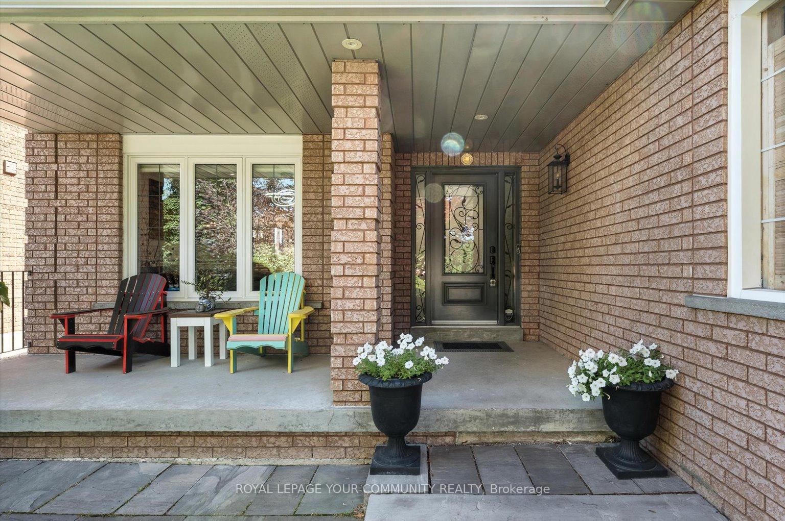 Photo 4 of 196 Mapes Avenue, Vaughan, West Woodbridge — HOMEH