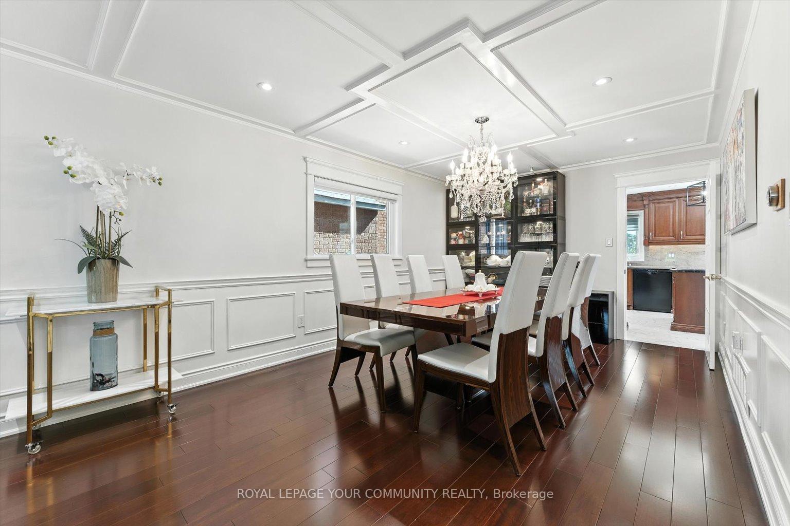 Photo 10 of 196 Mapes Avenue, Vaughan, West Woodbridge — HOMEH
