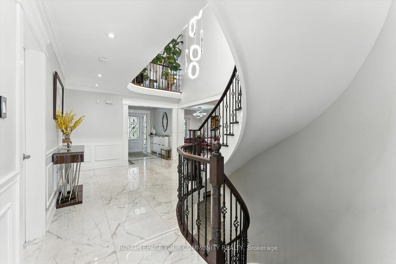 Photo 12 of 196 Mapes Avenue, Vaughan, West Woodbridge — HOMEH