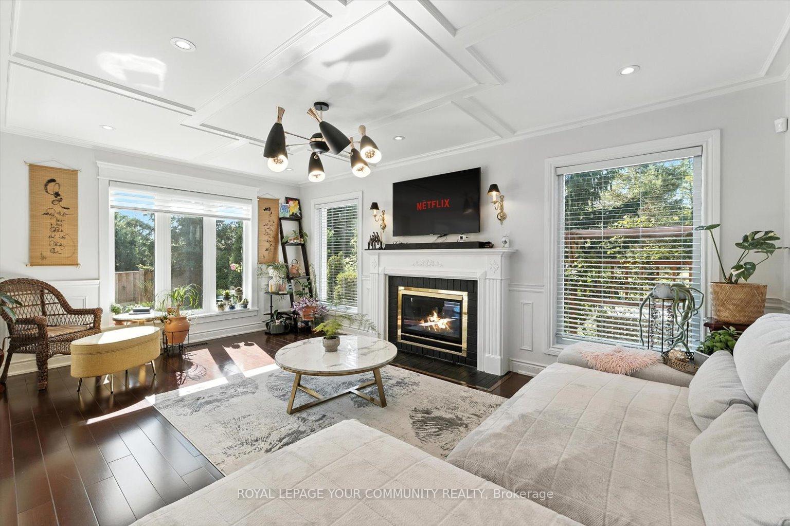 Photo 13 of 196 Mapes Avenue, Vaughan, West Woodbridge — HOMEH
