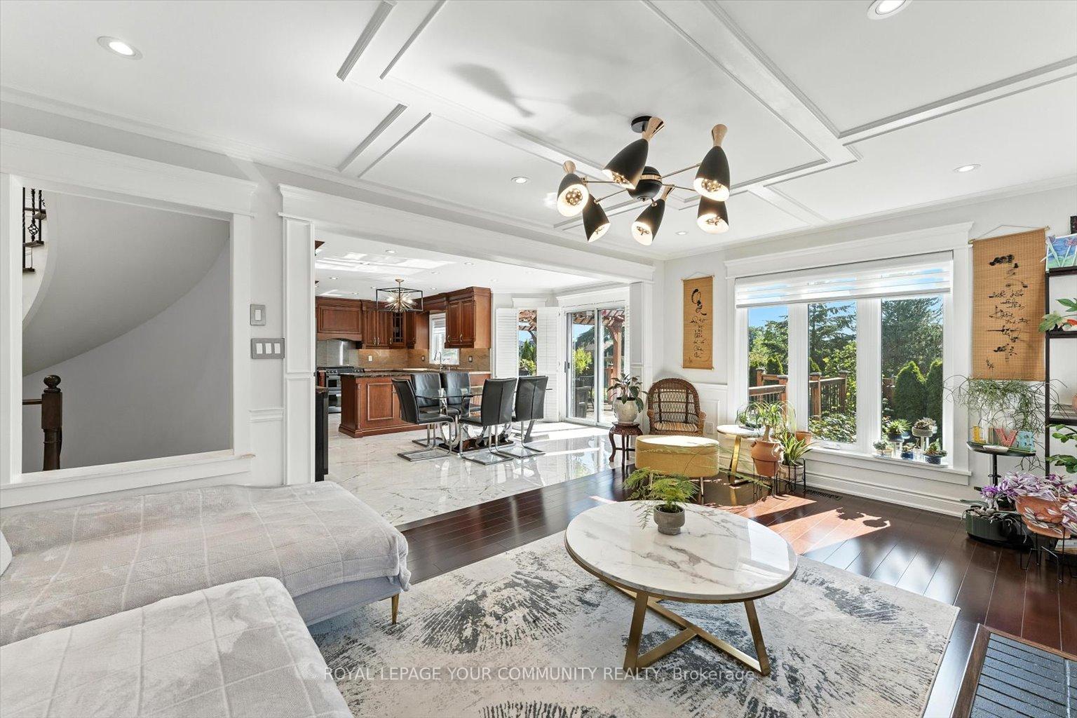 Photo 14 of 196 Mapes Avenue, Vaughan, West Woodbridge — HOMEH