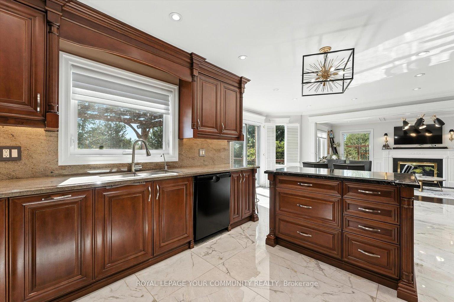 Photo 20 of 196 Mapes Avenue, Vaughan, West Woodbridge — HOMEH