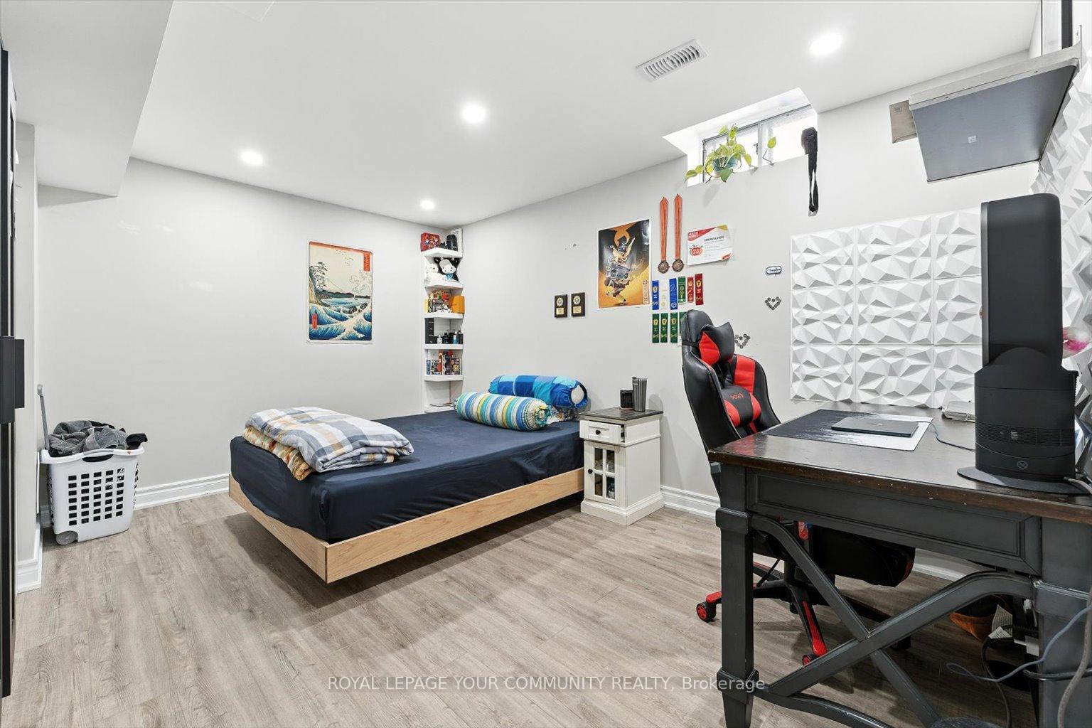 Photo 38 of 196 Mapes Avenue, Vaughan, West Woodbridge — HOMEH