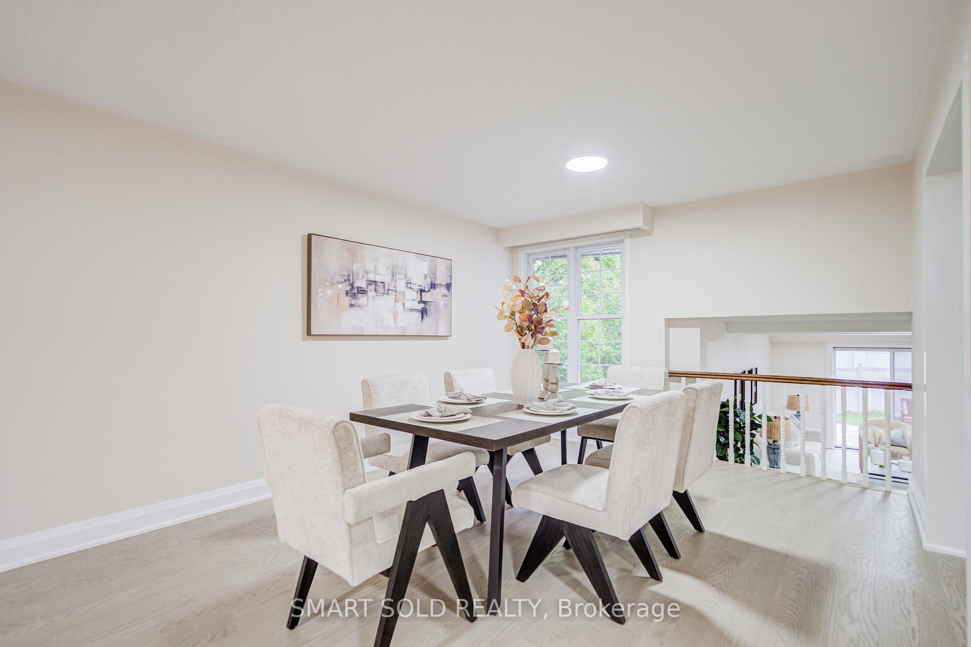 Photo 6 of 18 Shady Lane Crescent, Markham, Royal Orchard — HOMEH