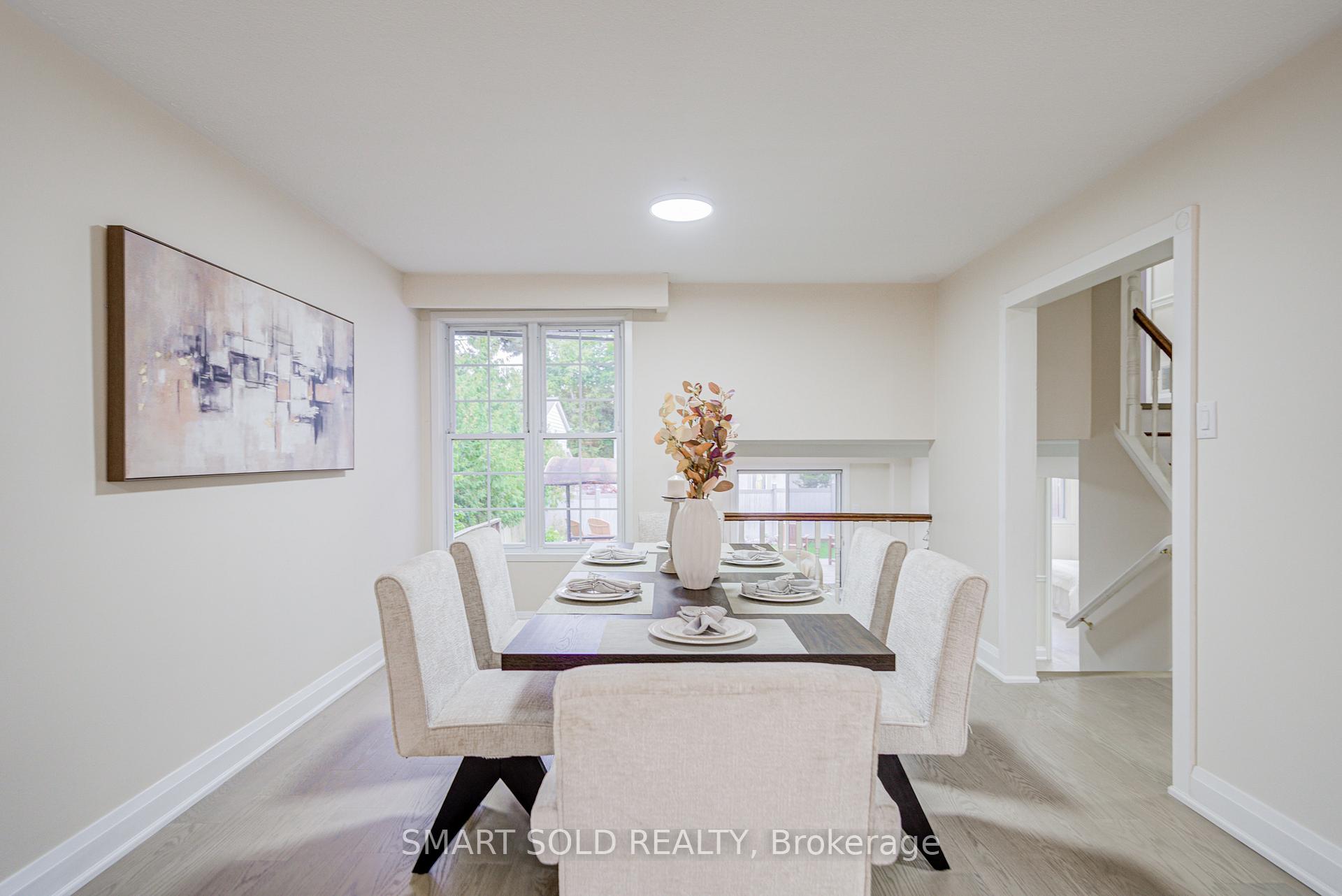 Photo 7 of 18 Shady Lane Crescent, Markham, Royal Orchard — HOMEH