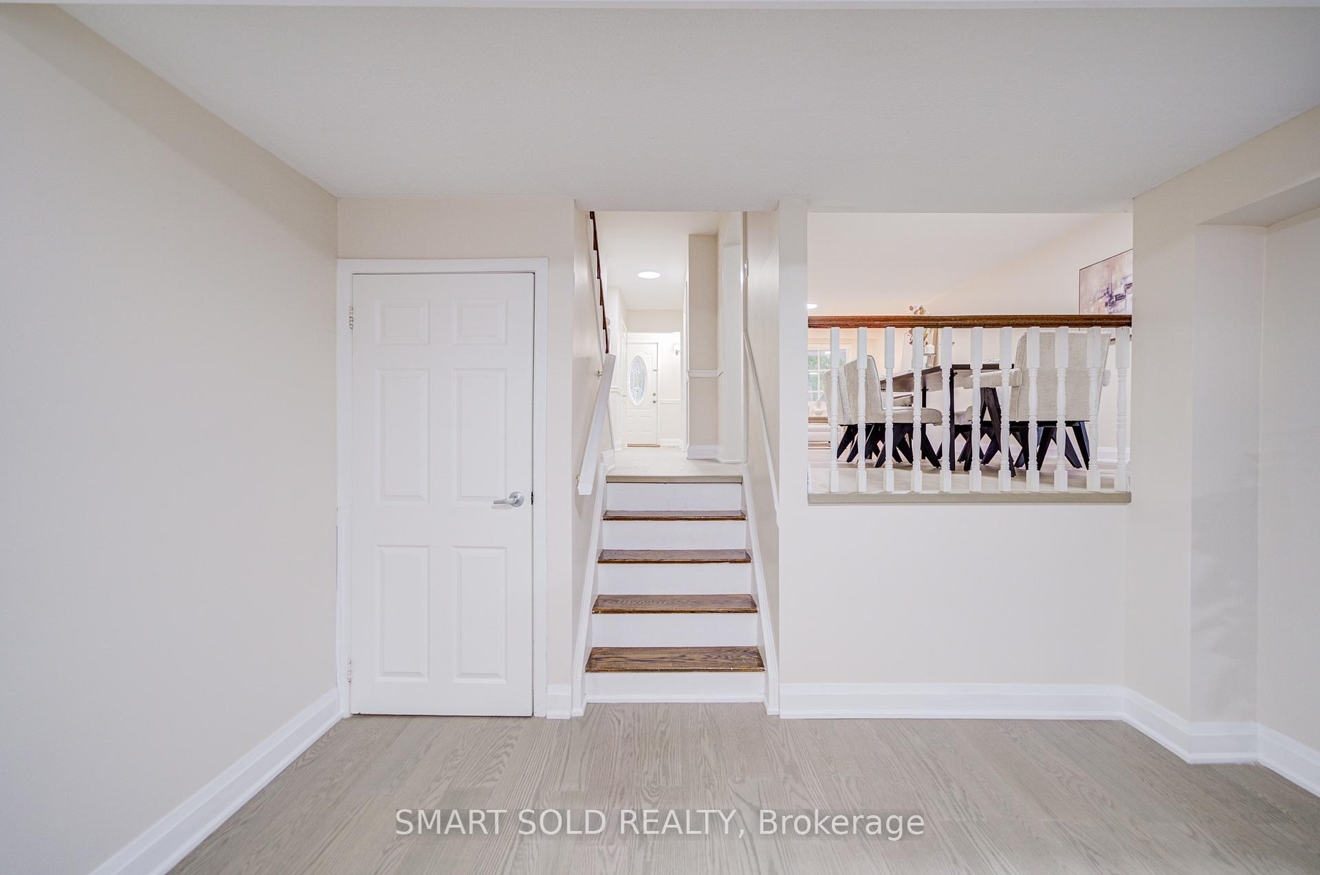 Photo 15 of 18 Shady Lane Crescent, Markham, Royal Orchard — HOMEH