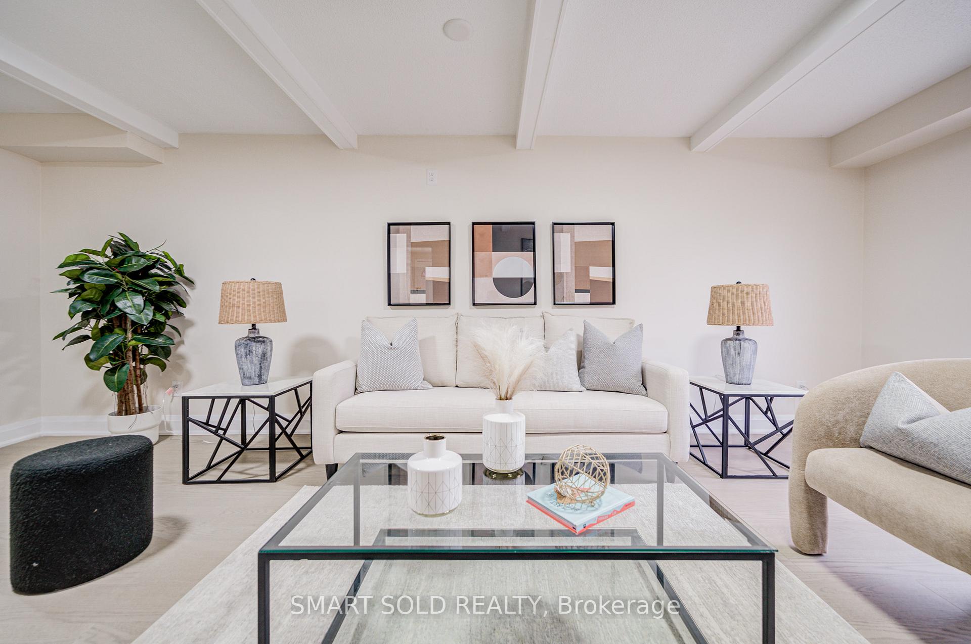 Photo 17 of 18 Shady Lane Crescent, Markham, Royal Orchard — HOMEH