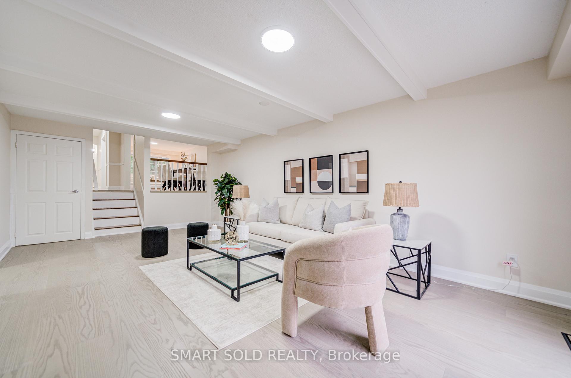 Photo 13 of 18 Shady Lane Crescent, Markham, Royal Orchard — HOMEH
