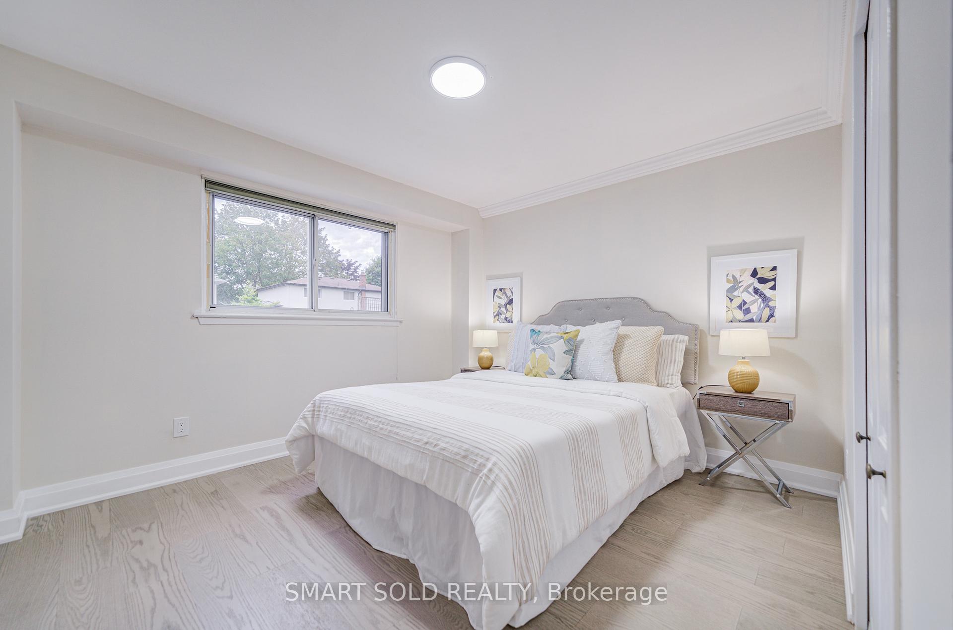 Photo 22 of 18 Shady Lane Crescent, Markham, Royal Orchard — HOMEH
