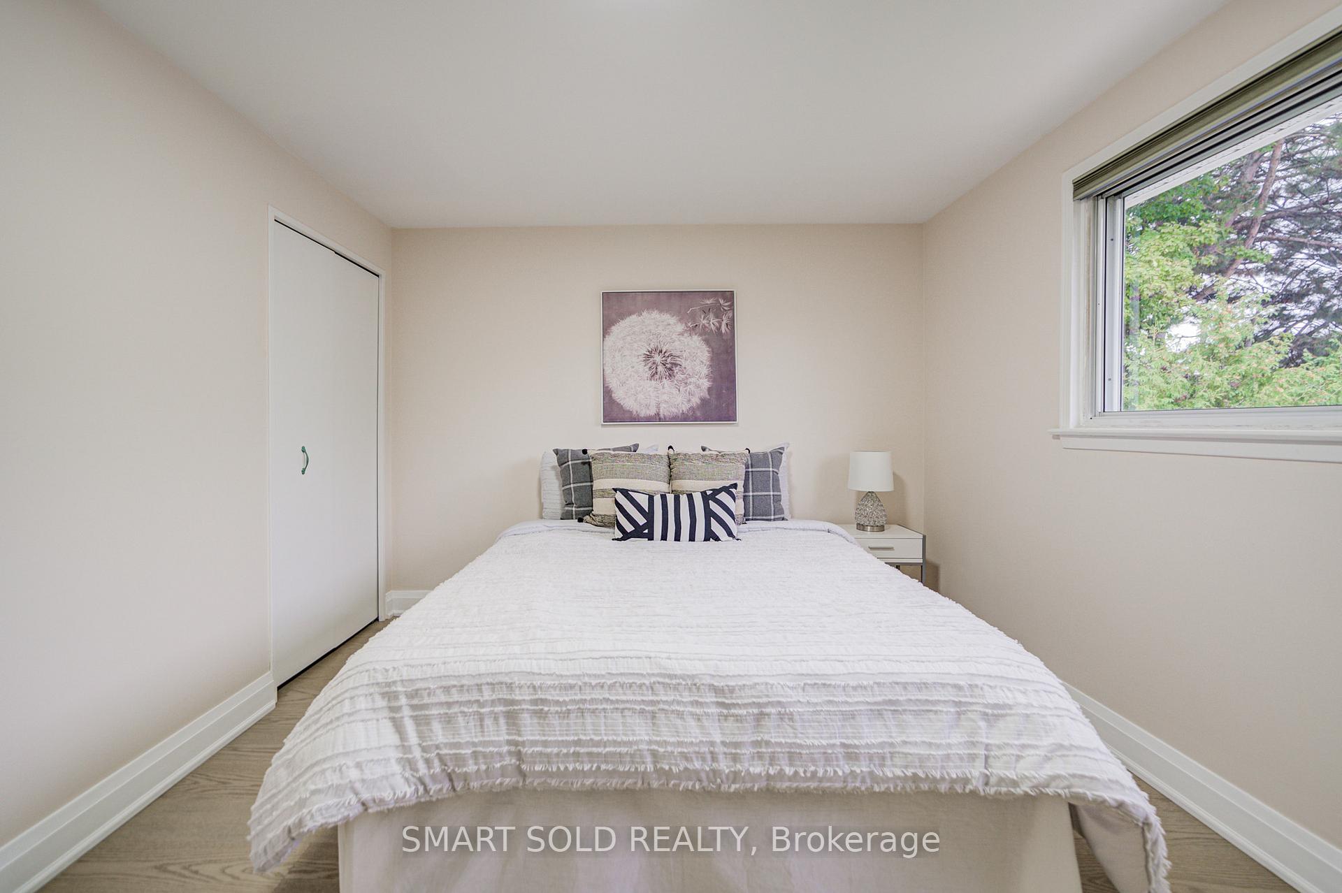 Photo 26 of 18 Shady Lane Crescent, Markham, Royal Orchard — HOMEH