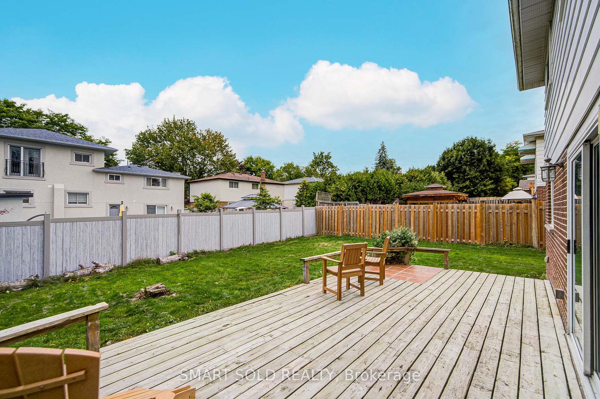 Photo 41 of 18 Shady Lane Crescent, Markham, Royal Orchard — HOMEH