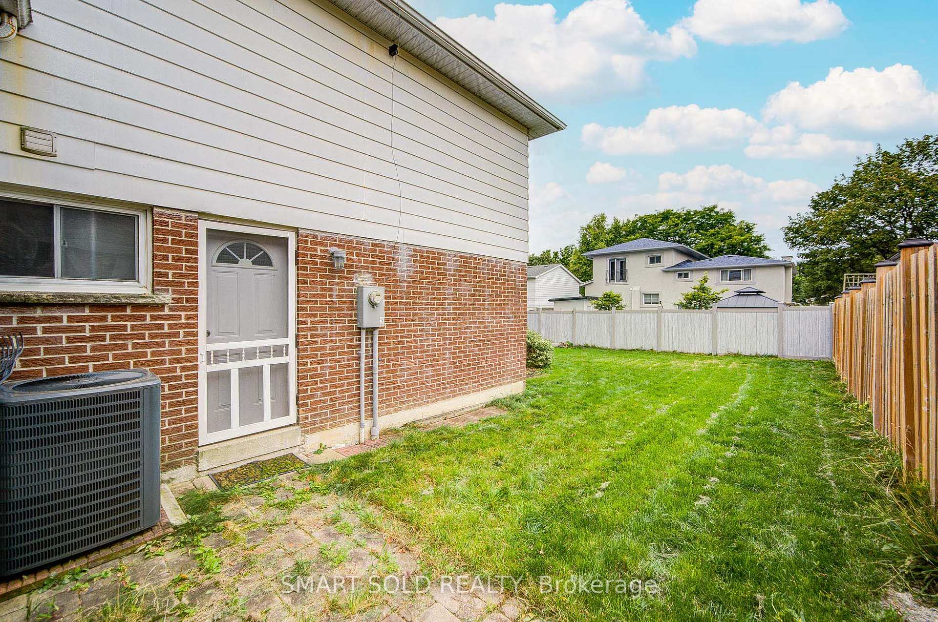 Photo 44 of 18 Shady Lane Crescent, Markham, Royal Orchard — HOMEH