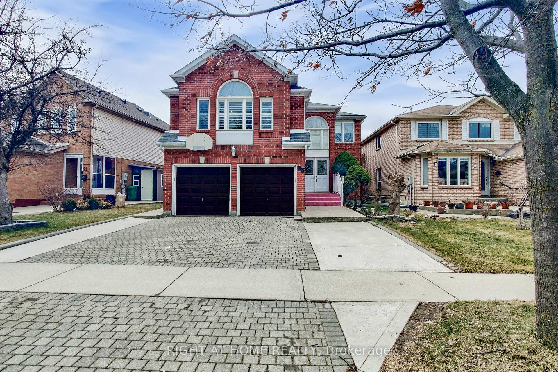 Photo 1 of 23 Duggan Drive, Brampton, Fletcher's West — HOMEH