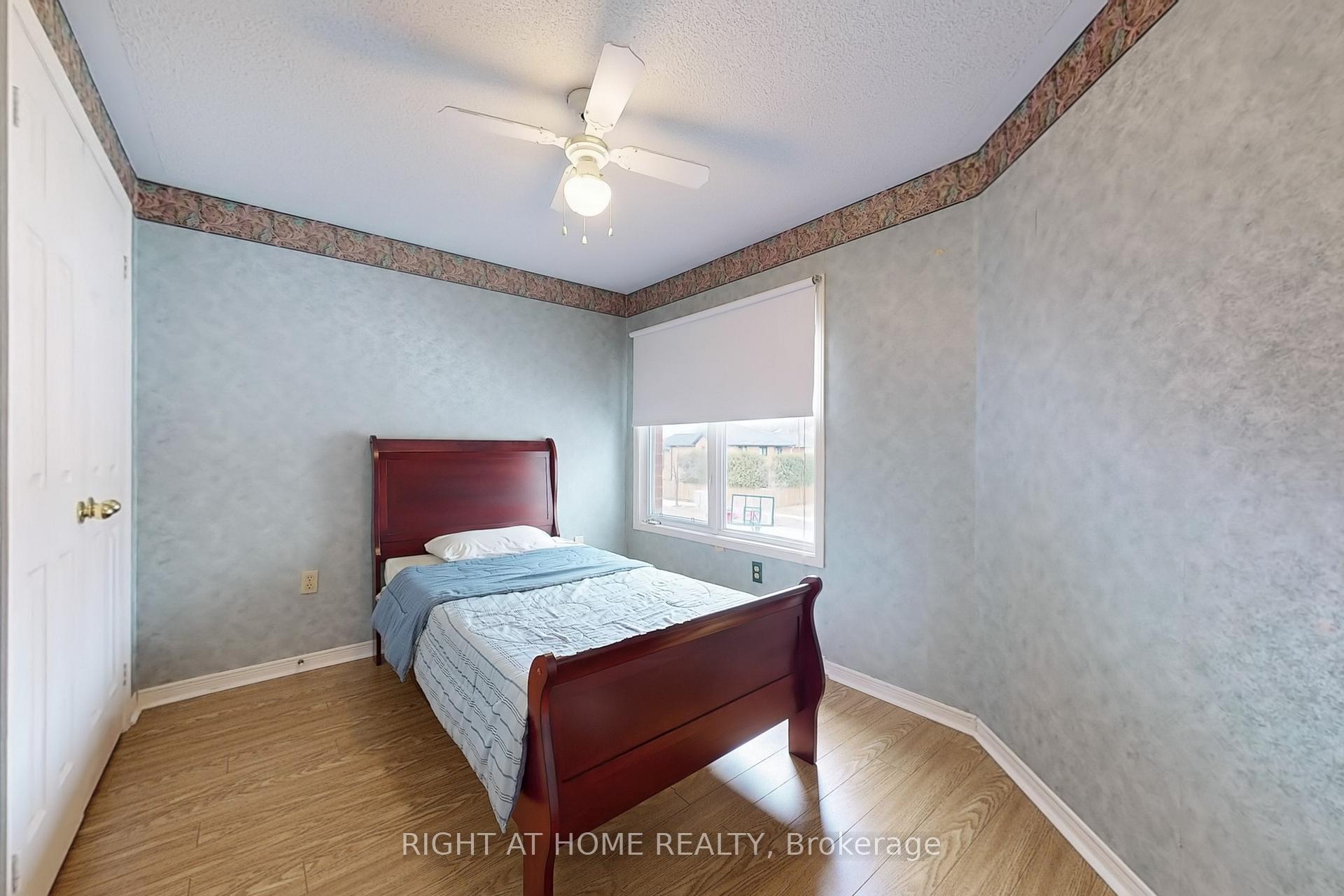 Photo 29 of 23 Duggan Drive, Brampton, Fletcher's West — HOMEH