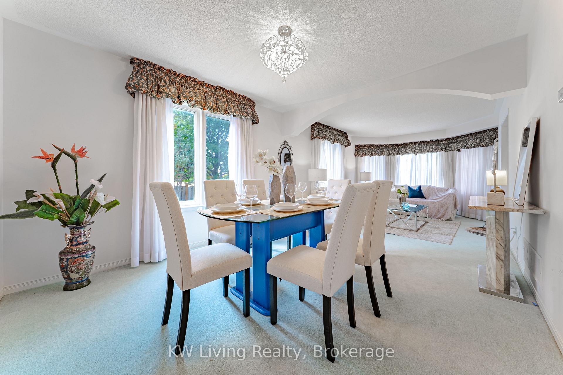 Photo 10 of 71 Gillingham Avenue, Markham, Milliken Mills East — HOMEH