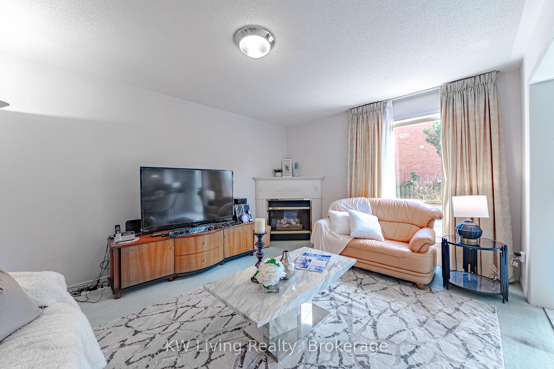 Photo 14 of 71 Gillingham Avenue, Markham, Milliken Mills East — HOMEH