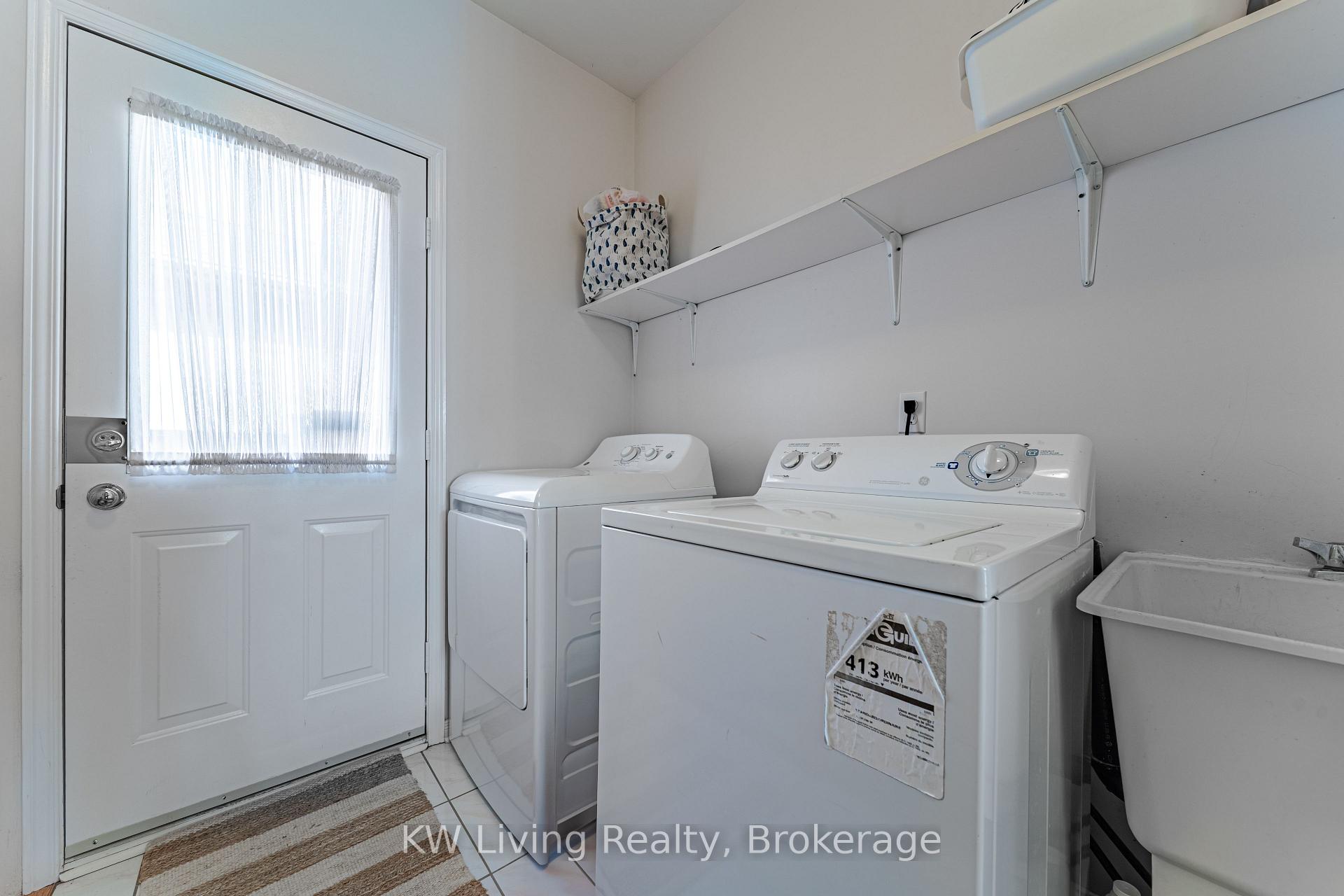 Photo 5 of 71 Gillingham Avenue, Markham, Milliken Mills East — HOMEH