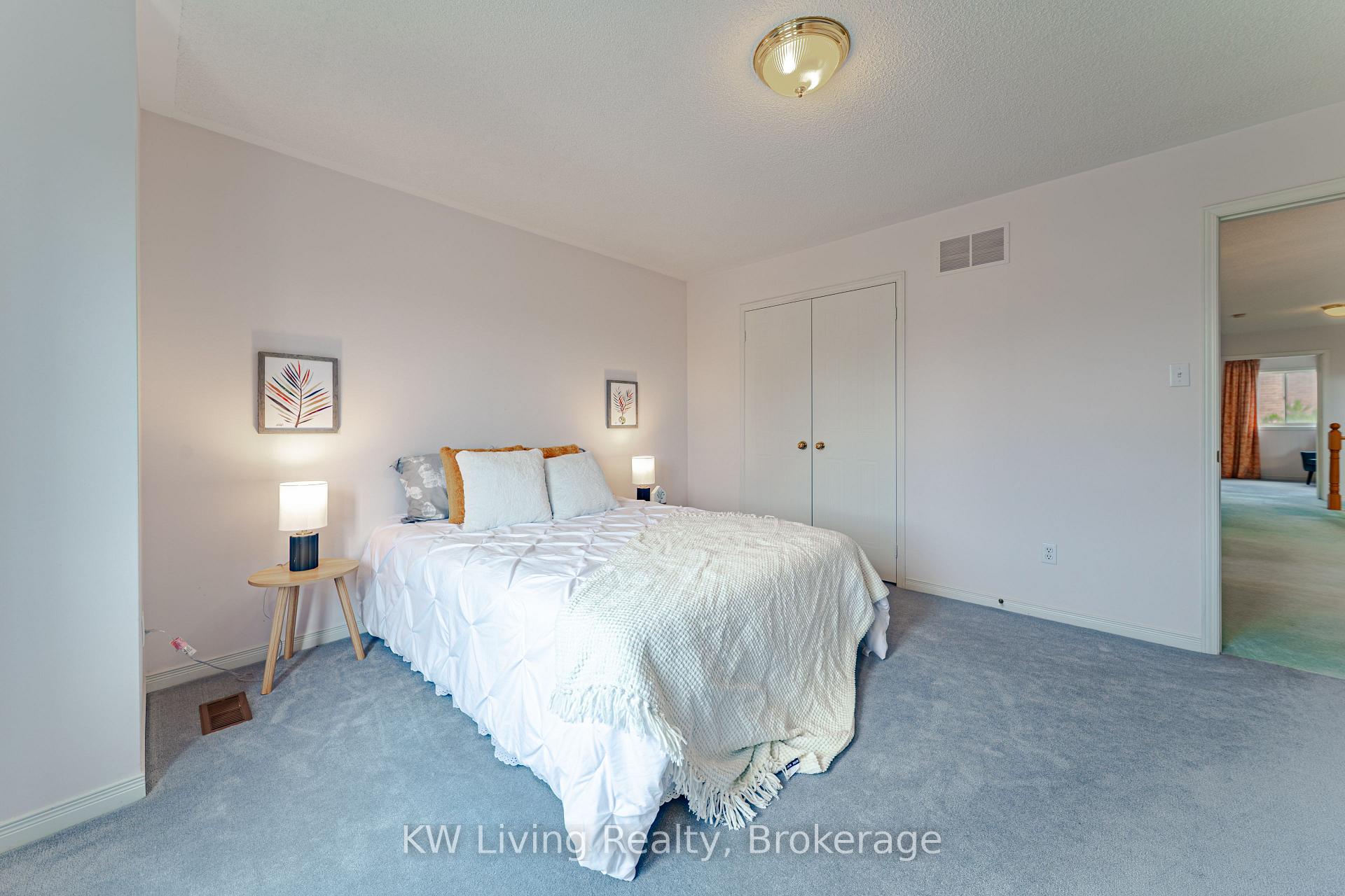 Photo 15 of 71 Gillingham Avenue, Markham, Milliken Mills East — HOMEH