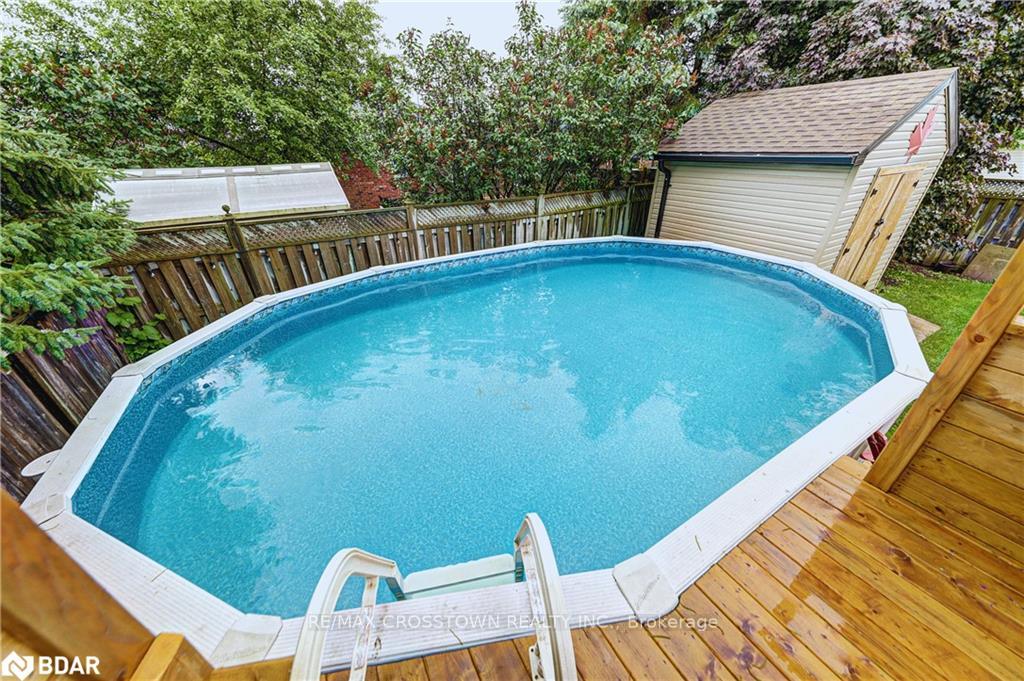 Photo 2 of 19 Allsop Crescent, Barrie, Holly — HOMEH