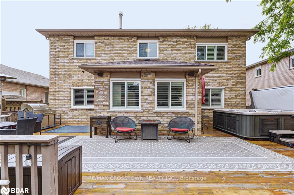 Photo 5 of 19 Allsop Crescent, Barrie, Holly — HOMEH