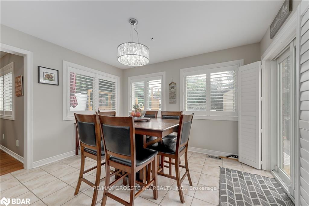 Photo 14 of 19 Allsop Crescent, Barrie, Holly — HOMEH