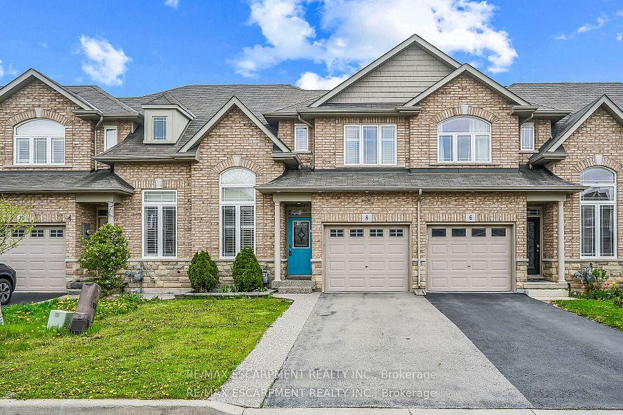 Photo 3 of 8 Charleswood Crescent, Hamilton, Stoney Creek — HOMEH