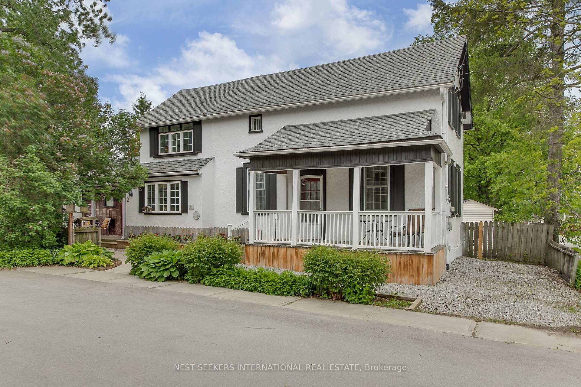 Photo 17 of 2 Empress Lane, Innisfil, Cookstown — HOMEH