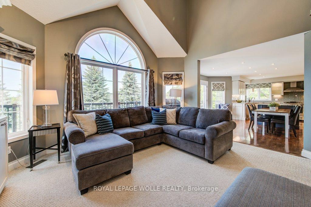 Photo 17 of 47 Forest Breeze Court, Kitchener — HOMEH