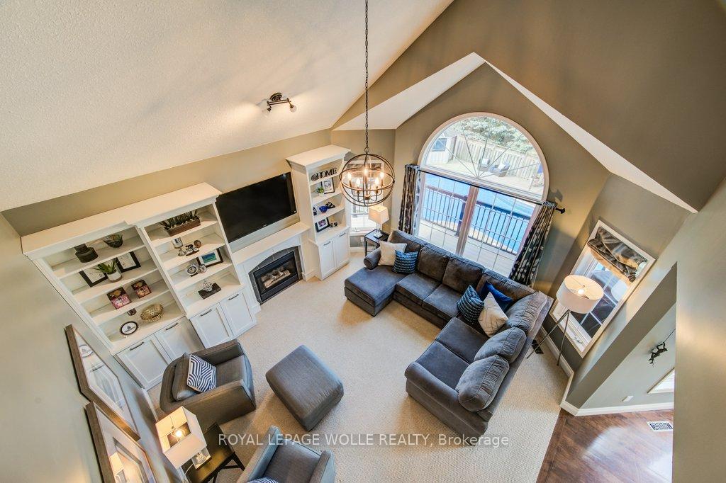 Photo 20 of 47 Forest Breeze Court, Kitchener — HOMEH