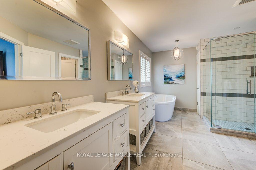 Photo 26 of 47 Forest Breeze Court, Kitchener — HOMEH