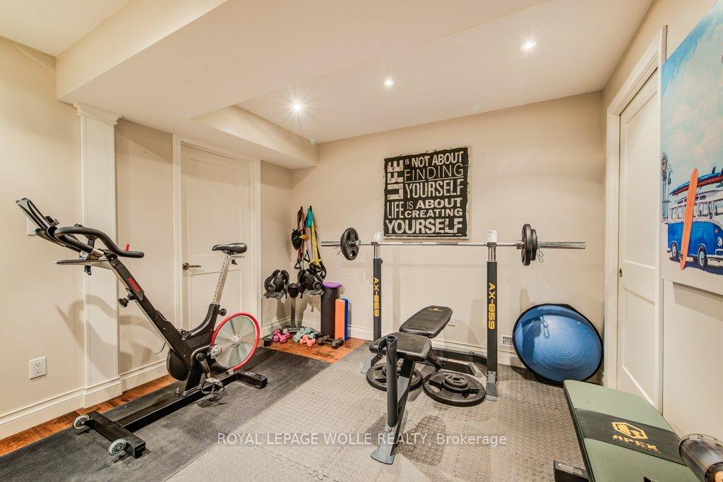 Photo 28 of 47 Forest Breeze Court, Kitchener — HOMEH