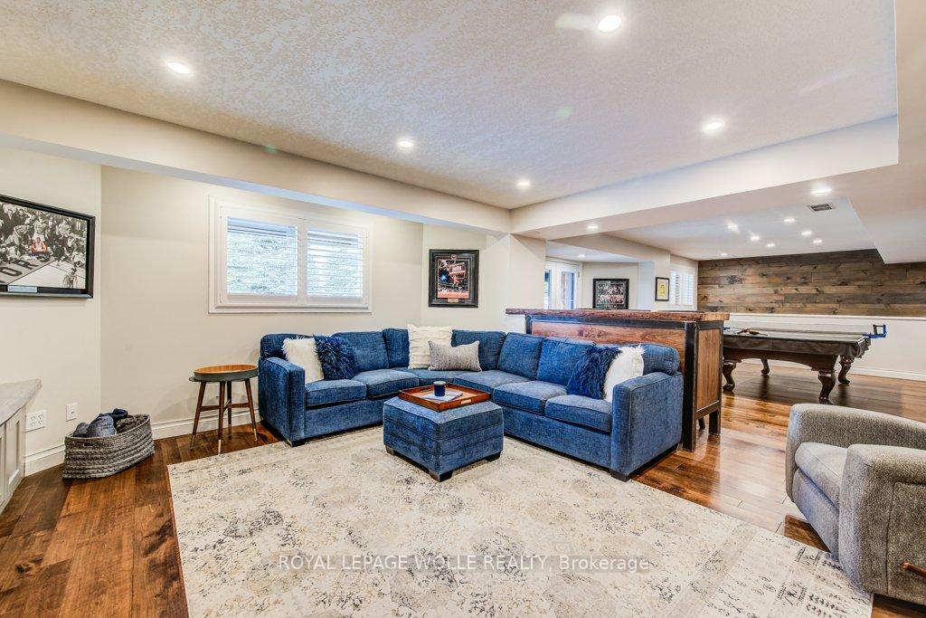 Photo 38 of 47 Forest Breeze Court, Kitchener — HOMEH
