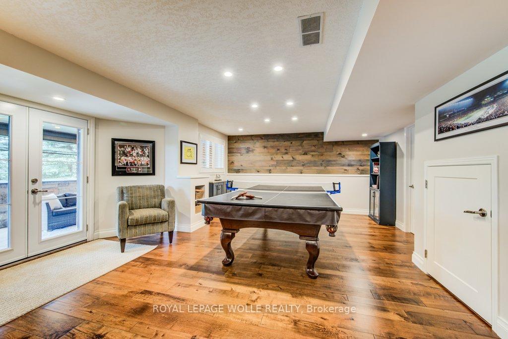 Photo 37 of 47 Forest Breeze Court, Kitchener — HOMEH