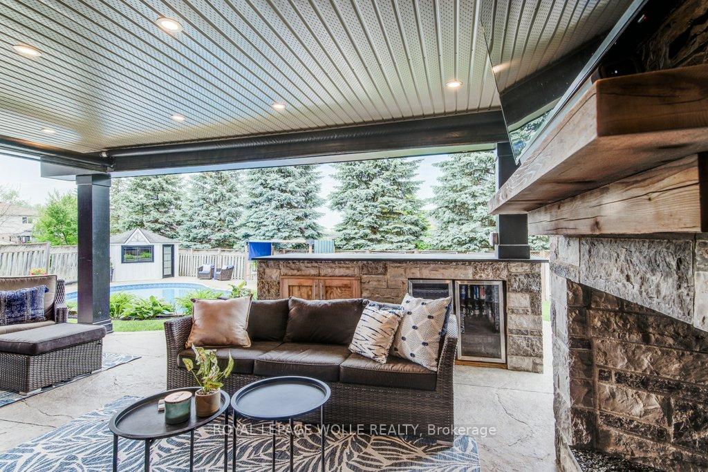 Photo 36 of 47 Forest Breeze Court, Kitchener — HOMEH
