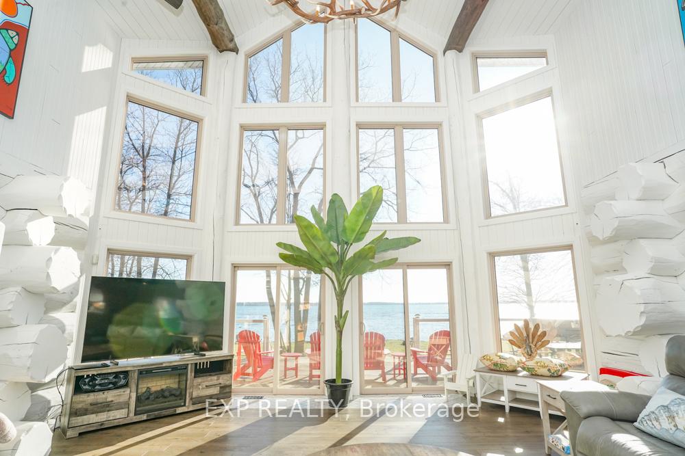Photo 10 of 332 Bear Road, Georgina Islands, Georgina Island — HOMEH