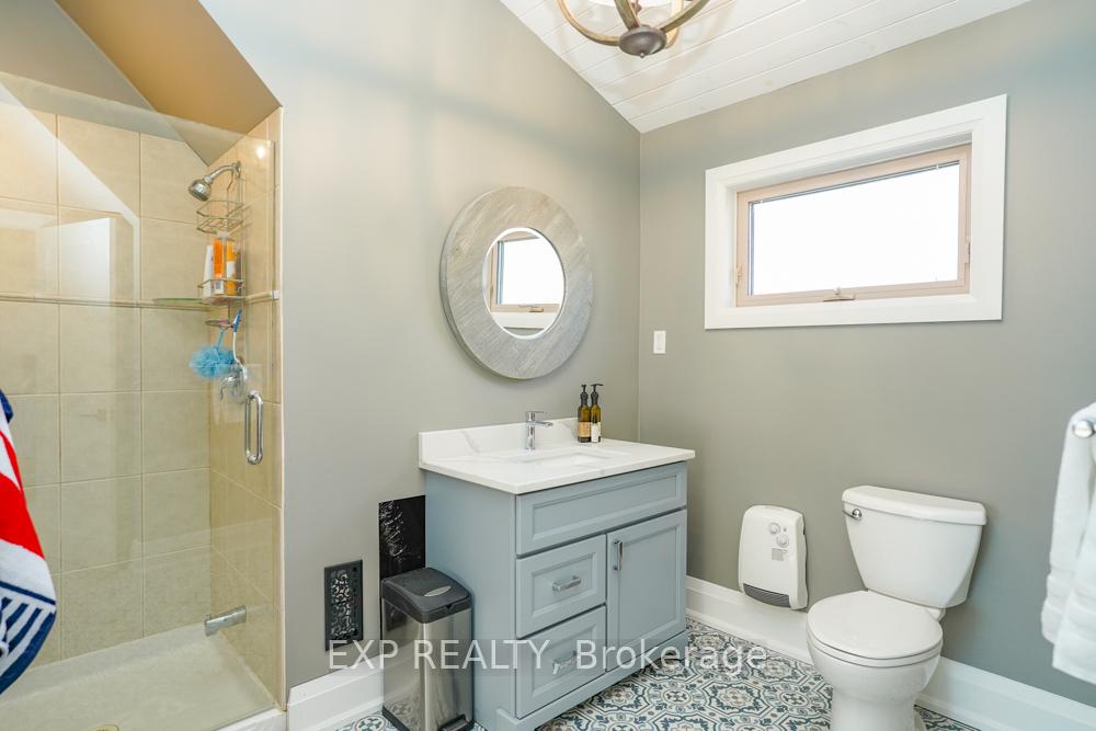Photo 31 of 332 Bear Road, Georgina Islands, Georgina Island — HOMEH