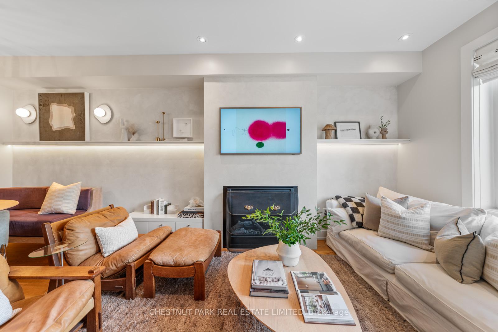 Photo 10 of 700 Logan Avenue, Toronto, North Riverdale — HOMEH