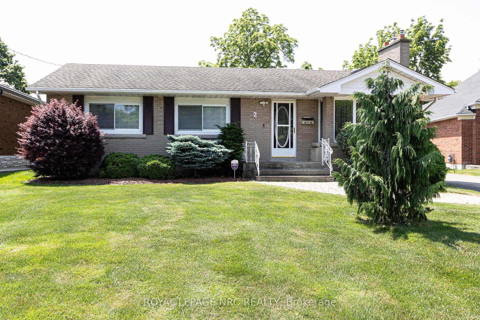 Photo 33 of 2 Juliana Crescent, St. Catharines, Lakeport — HOMEH