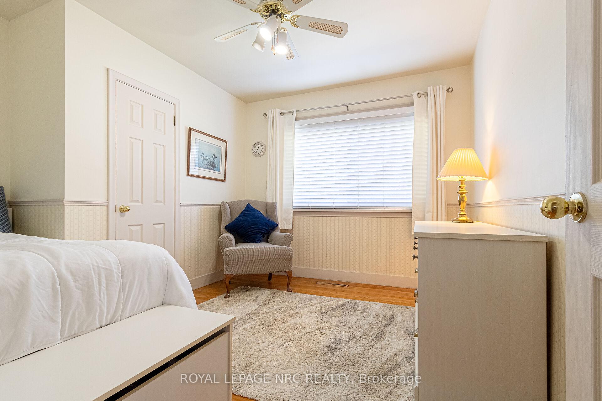 Photo 12 of 2 Juliana Crescent, St. Catharines, Lakeport — HOMEH