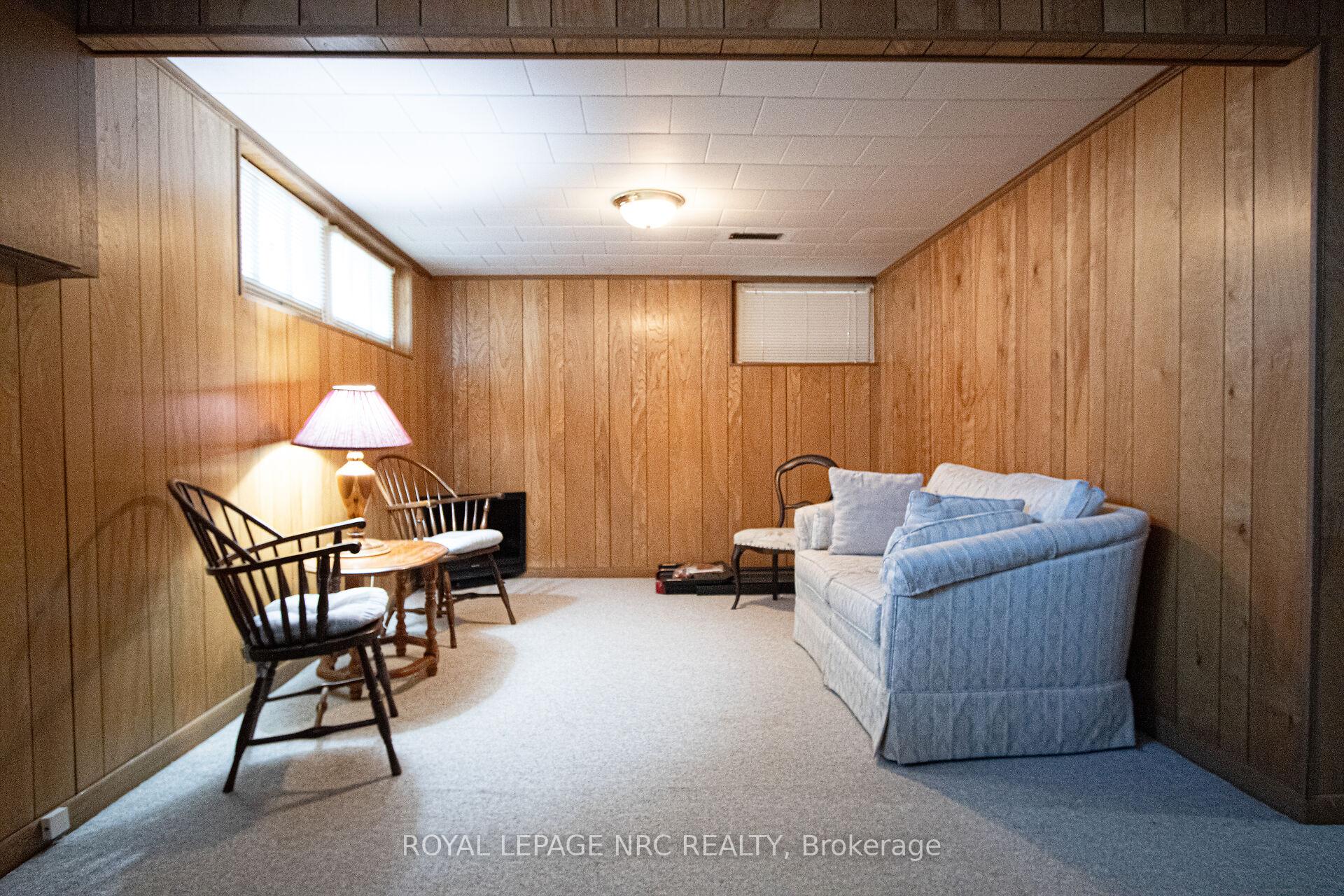 Photo 15 of 2 Juliana Crescent, St. Catharines, Lakeport — HOMEH