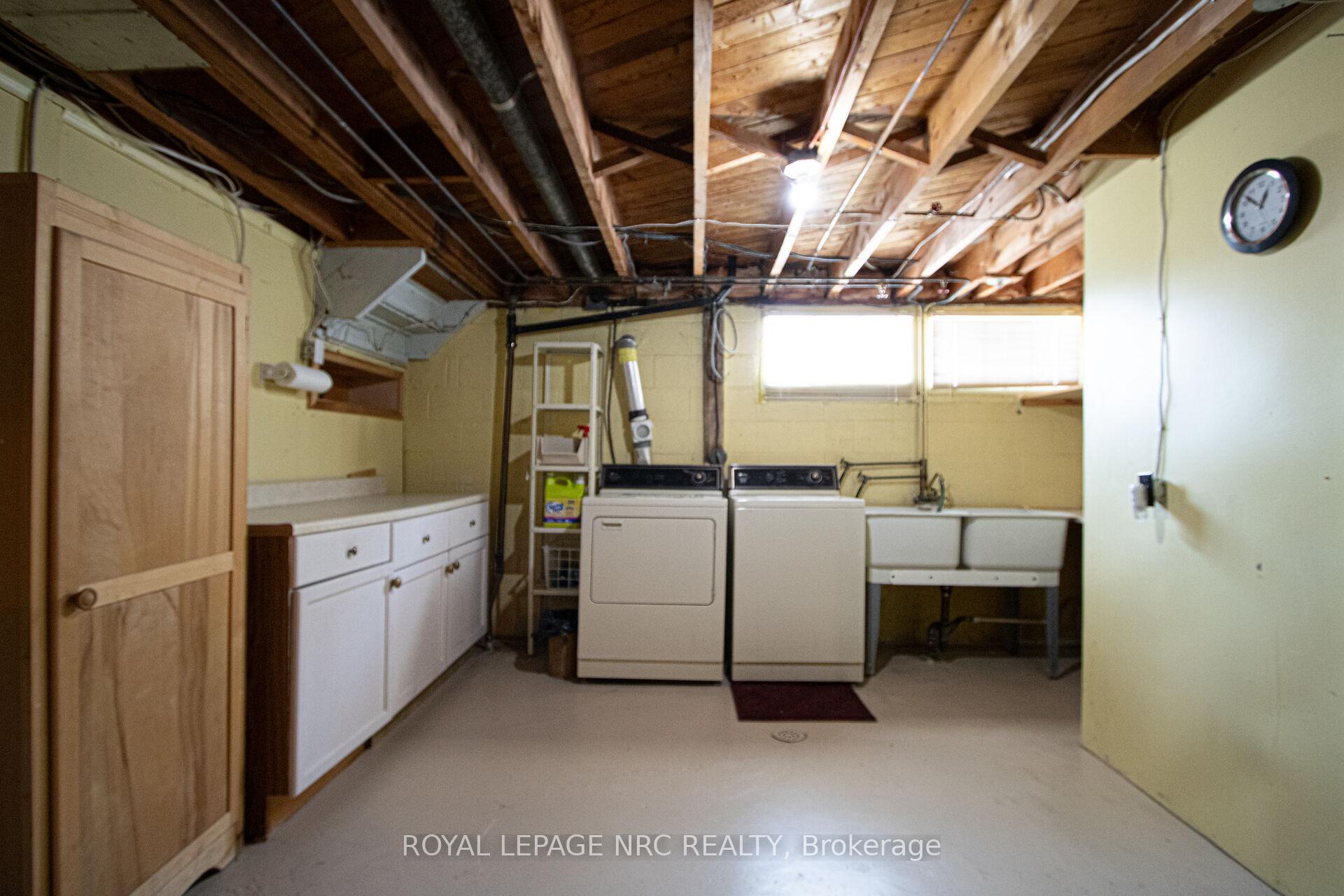 Photo 24 of 2 Juliana Crescent, St. Catharines, Lakeport — HOMEH