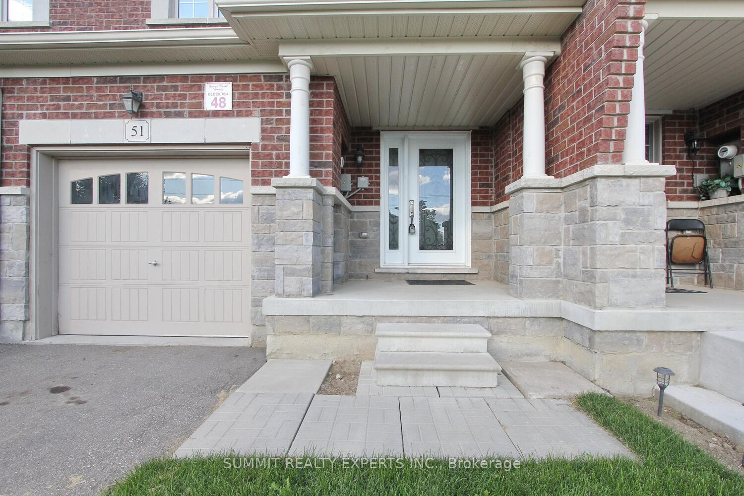 Photo 3 of 51 Agava Street, Brampton, Northwest Brampton — HOMEH