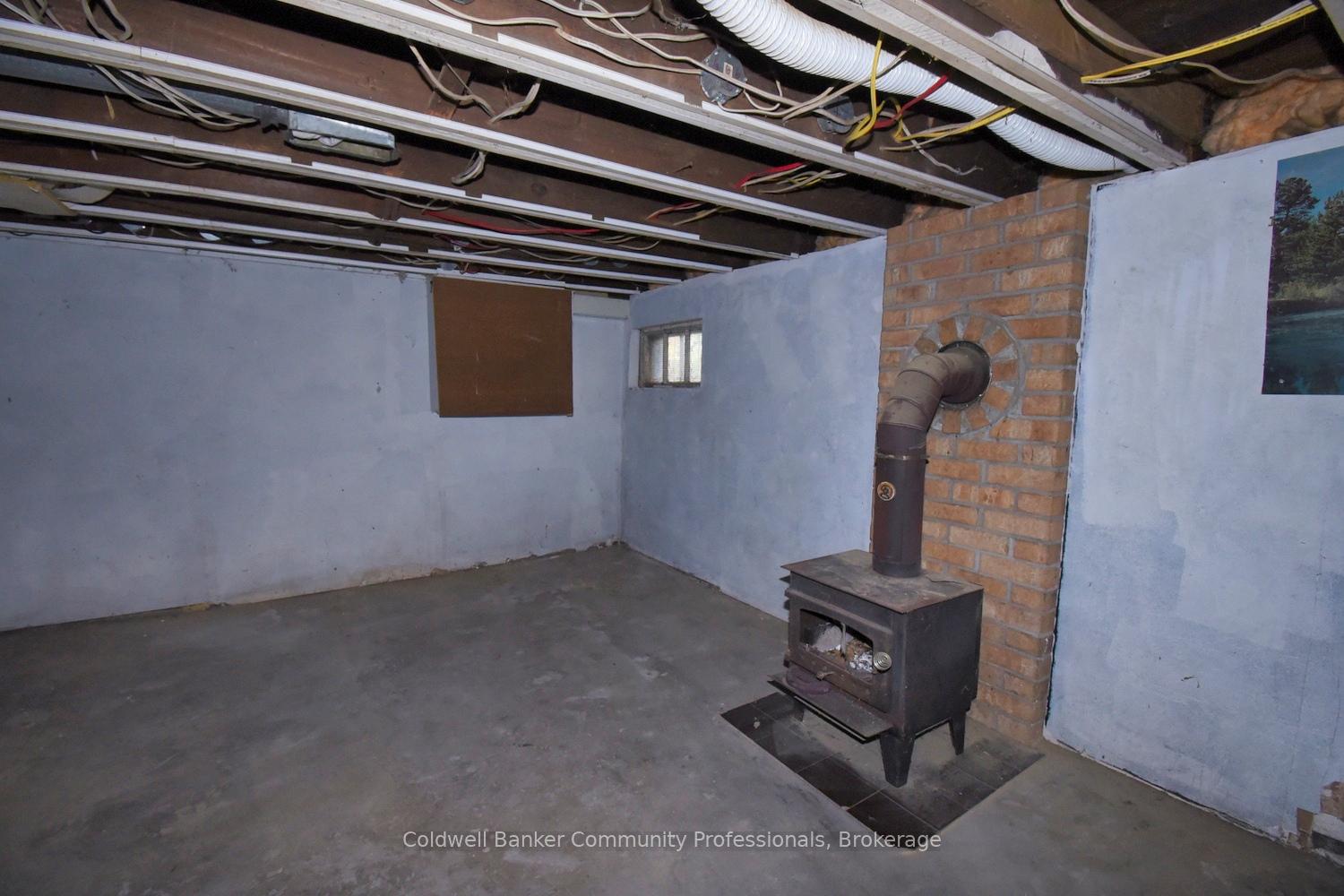 Photo 12 of 167 Prospect Street S, Hamilton, Blakeley — HOMEH
