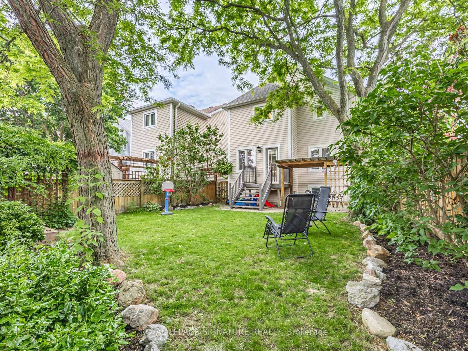 Photo 38 of 7 Knox Crescent, Whitby, Brooklin — HOMEH