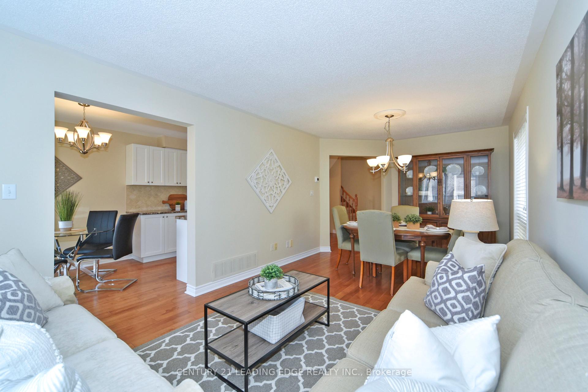 Photo 4 of 548 Nottingham Crescent, Oshawa, Eastdale — HOMEH