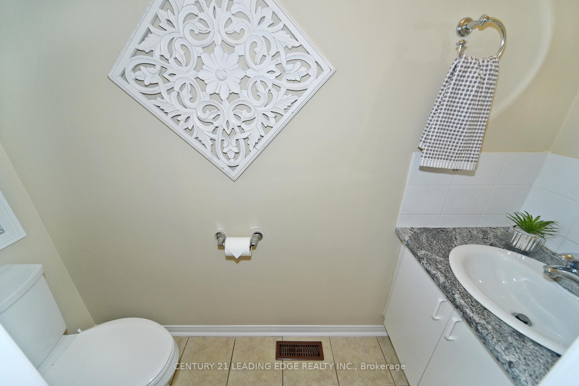 Photo 7 of 548 Nottingham Crescent, Oshawa, Eastdale — HOMEH