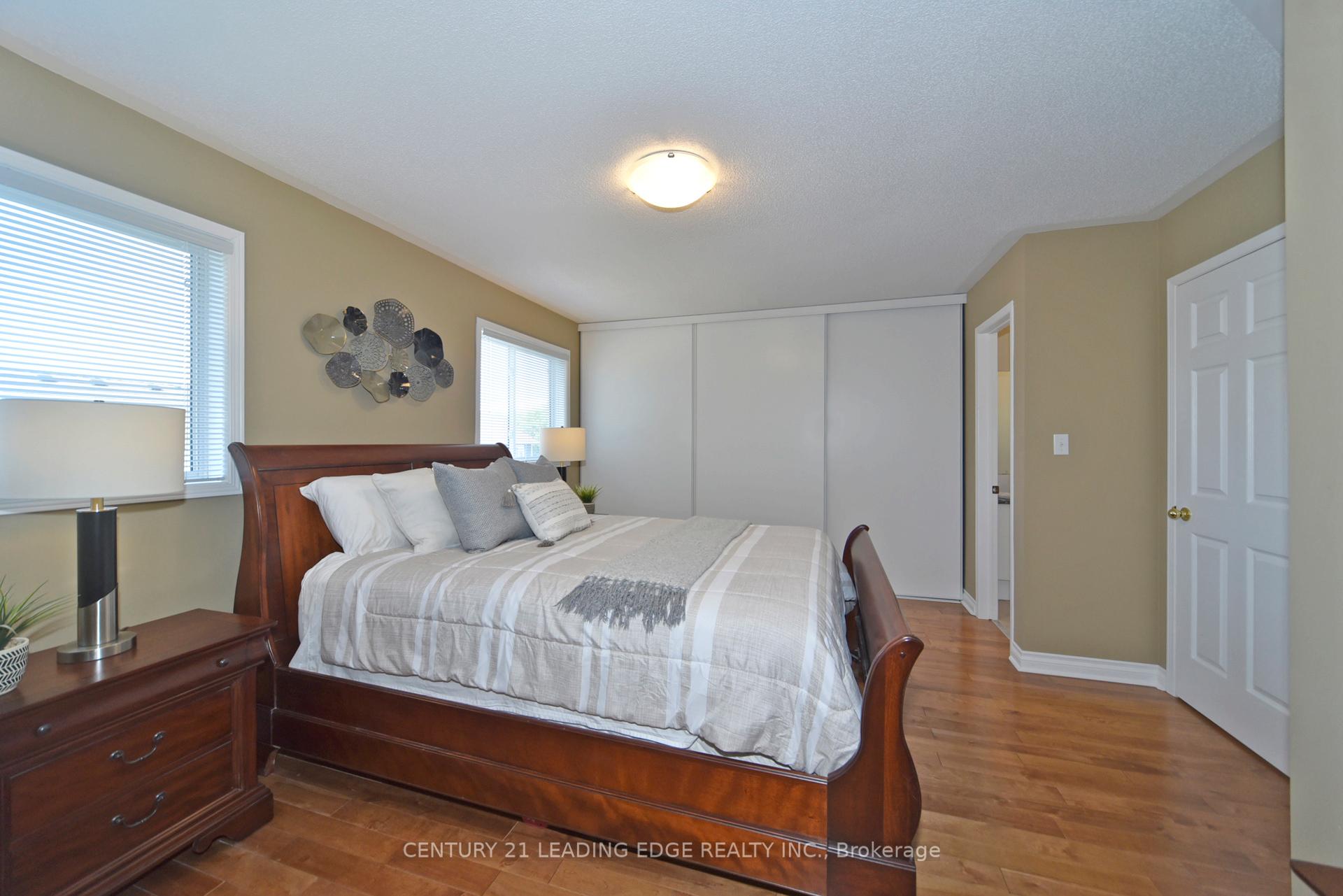 Photo 31 of 548 Nottingham Crescent, Oshawa, Eastdale — HOMEH