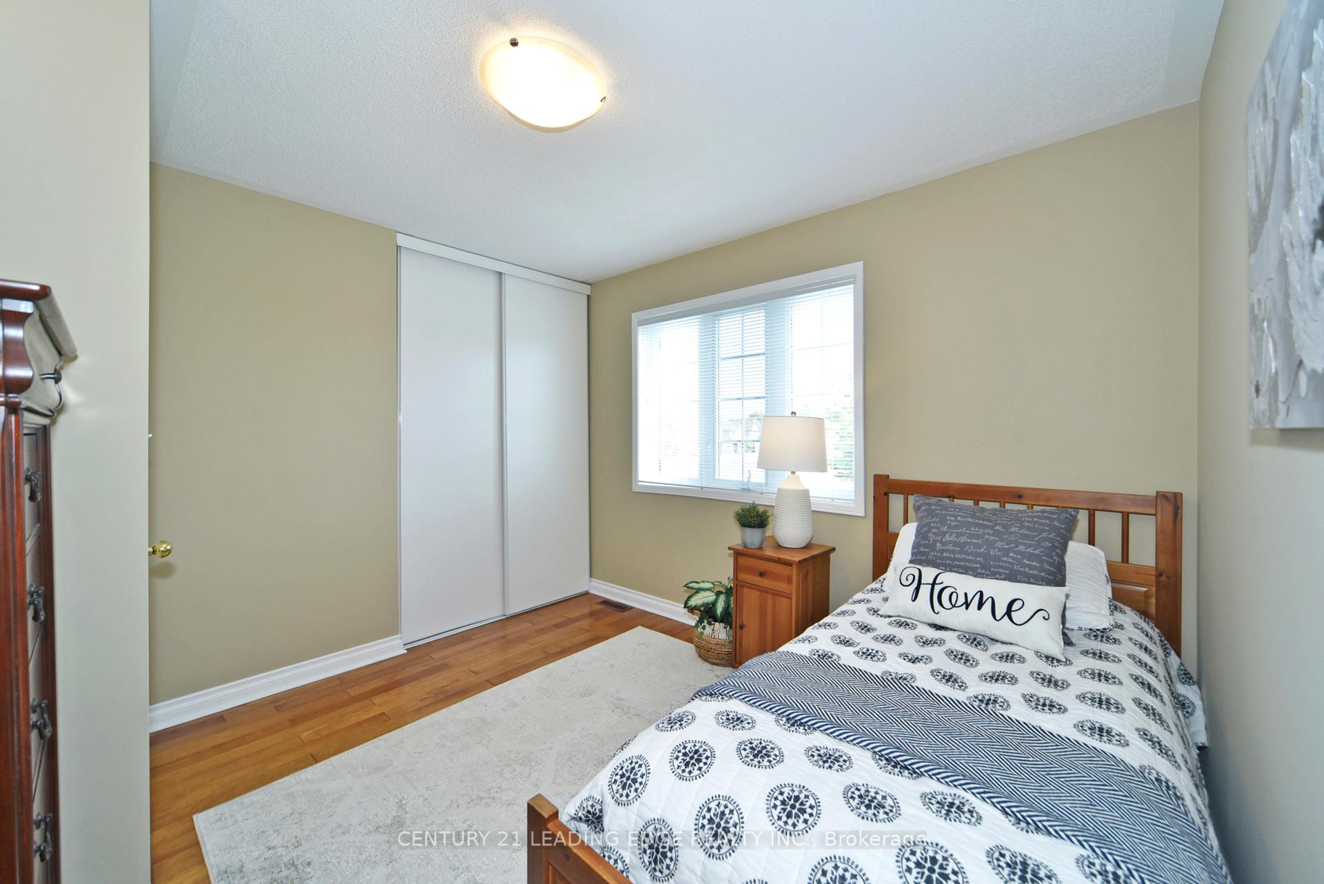 Photo 43 of 548 Nottingham Crescent, Oshawa, Eastdale — HOMEH