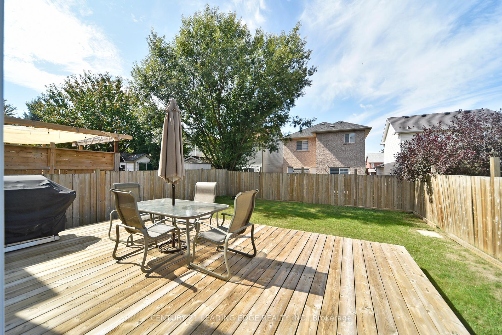 Photo 42 of 548 Nottingham Crescent, Oshawa, Eastdale — HOMEH